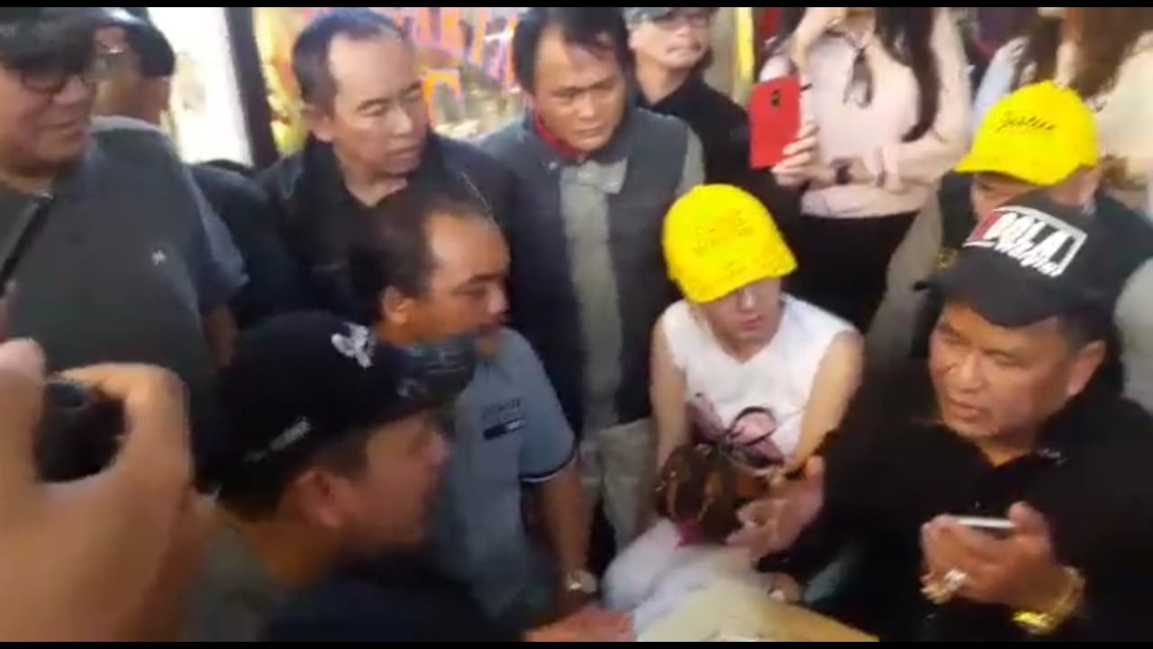 Hotman Unggah di Instagram Protes Pengamen Terkena Razia