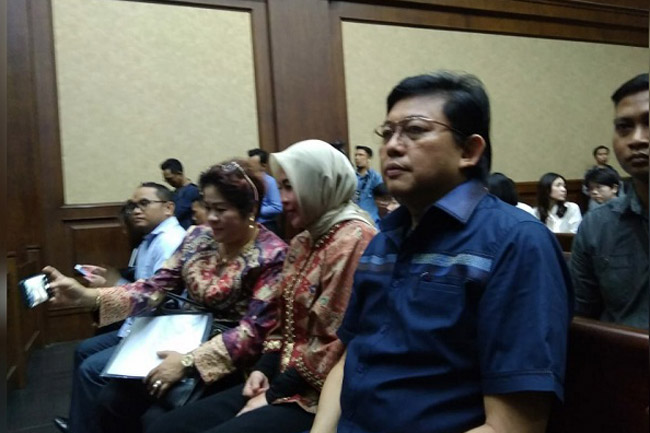 Lucas Didakwa KPK Bantu Kabur Mantan Bos Lippo Group