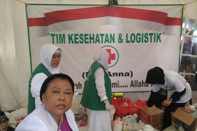 Posko Team Kesehatan Mandiri Dr Anna Siap Rawat Jamaah 212 Yang Sakit