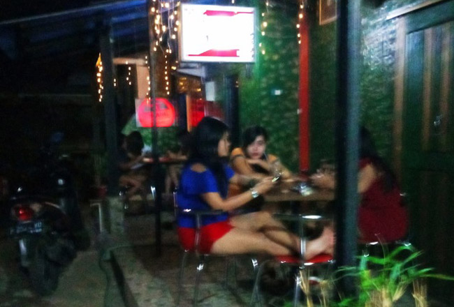 ARM Desak Warung Panjang Banyuwangi Ditutup