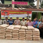 Polsek Barumun Infaq 42 Sak Semen Untuk Pembangunan Masjid