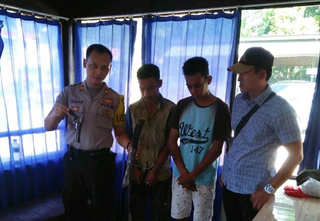 Diantar Orangtua, Pelaku Curas Serahkan Diri ke Polsek Sorong Kota