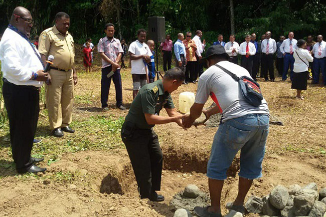 Peletakan Batu Pertama Gedung Gereja Baru GPDI El-Shaddai
