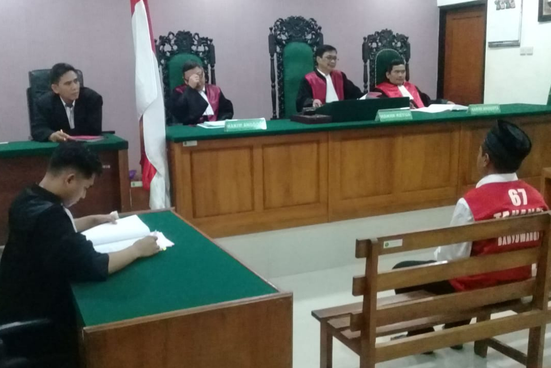 Terdakwa Slamet, Penambang Pasir Illegal Tidak Dijerat UU Lingkungan