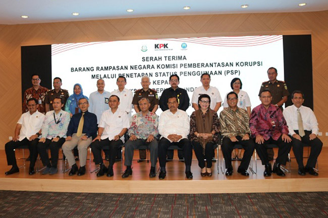 Kejagung Terima Penyerahan Barang Rampasan Negara Dari KPK
