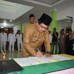 Walikota Padangsidimpuan Lantik 41 Orang Pejabat Eselon III dan IV Walikota Padangsidimpuan Lantik 41 Orang Pejabat Eselon III dan IV