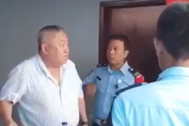 Lieus Sungkharisma Gagal Besuk Ahmad Dhani
