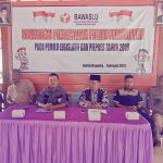 Panwaslucam Bantarkawung Sosialisasikan Spanduk Himbauan Panwaslucam Bantarkawung Sosialisasikan Spanduk Himbauan