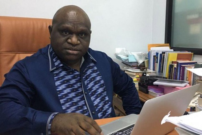 Joko Widodo (Abangan) Mencomot Atribut NU & Benamkan Legasi Gus Dur. Oleh: Natalius Pigai