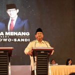 Pidato Bung Tomo: Jangan Tunduk Kepada Ketidakadilan Pidato Bung Tomo: Jangan Tunduk Kepada Ketidakadilan