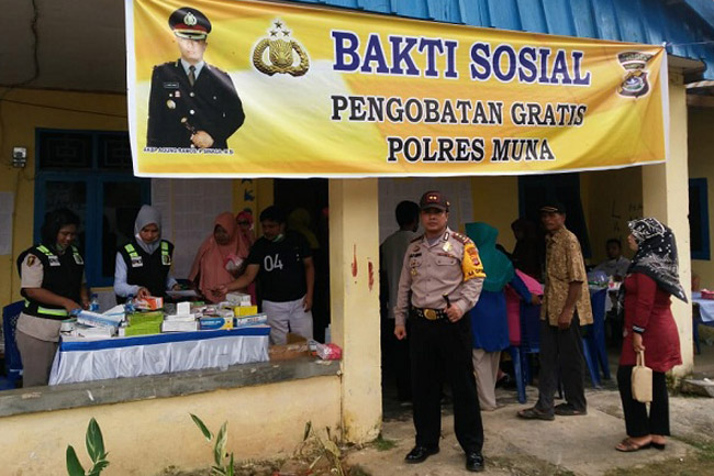 Kapolres Muna Giat Pengobatan Gratis di Kalisusu Buton Utara