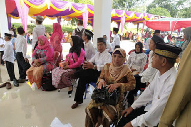 Ratusan Pasangan Suami Istri di PALI Sumatera Selatan Ikuti Isbat Nikah