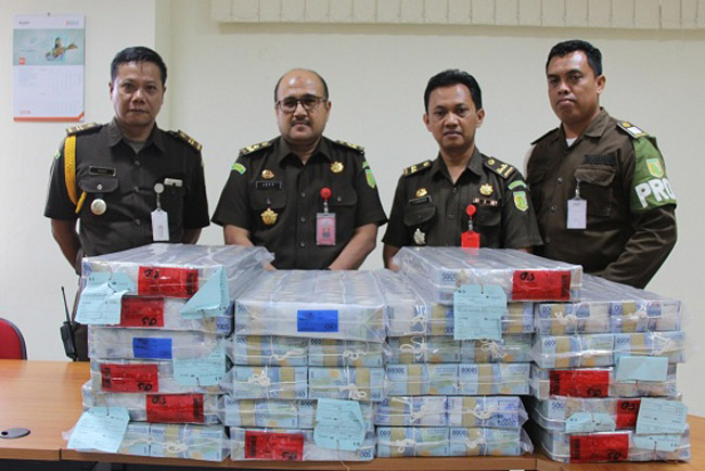 Kejati DI Yogyakarta Sita 16 Miliar Dari Koruptor Pemberi Fasilitas Kredit