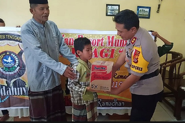 Kapolres Muna Sambangi Pondok Pesantren Al Ikhlas Raha
