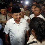 Bawakan Nasi Padang, Prabowo Tak Diizinkan Jenguk Eggi dan Lieus