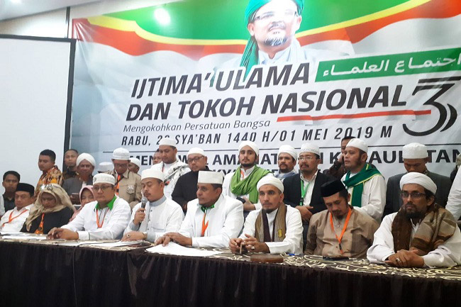 Hasil Ijtima Ulama III Rekomendasikan Bawaslu dan KPU Diskualifikasi Paslon 01