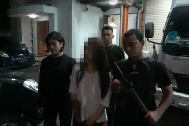 Pengembangan Sabu Asal Amerika, Polisi Tangkap Wanita WNA Cina