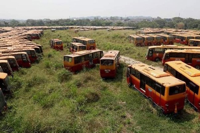 Gertak Dukung Anies Perkarakan Bus Transjakarta Era Jokowi-Ahok