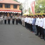 Kapolres Jakarta Barat Pimpin Upacara Kenaikan Pangkat