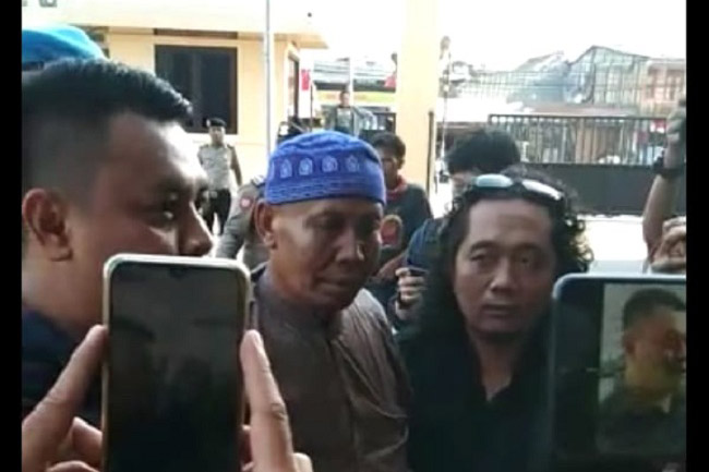 Pria Pemakan Kucing Akhirnya Menyerahkan Diri dan Memohon Maaf