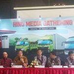 Kendaraan Hino Siap Gunakan Bahan Bakar B30