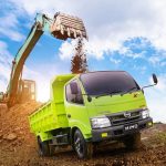 Hino Pertahankan Prestasi 20 tahun Jadi Market Leader Medium Duty Trucks