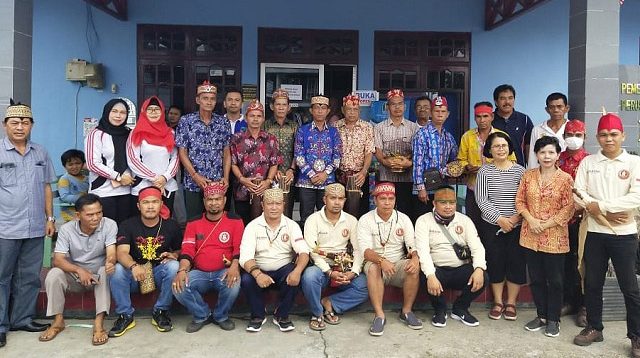 Mamapas Lewu Upacara Tolak Bala Suku Dayak Digelar di PDAM Kapuas