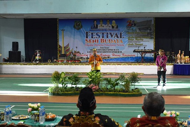 Kapuas Gelar Festival Seni Budaya Tingang Menteng Panunjung Tarung