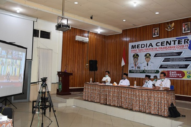 Wabup Kapuas Rapat Via Video Conference Bersama Mendagri