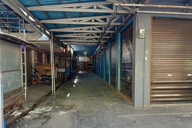 Pemberlakuan PSBB Hari Pertama di Pasar Kapuas Berjalan Tertib